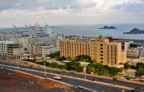 انفجاران أعقبهما اشتباكات مسلحة في عدن 