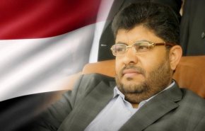 الحوثي يبشر بانتصارات ويعلن عن مكافآت للاعبي المنتخب