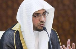 نشطاء يهينون المغامسي: ياشيخ زكاتكم تذهب لترامب