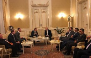 ايران وروسيا تبحثان تطوير التعاون النووي بينهما