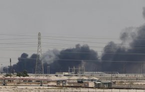 التحالف السعودي يزعم بتدخل ايران في قصف المنشآت السعودية 