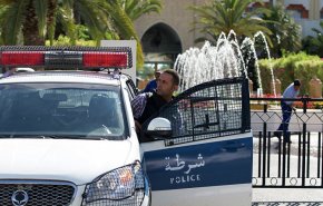 تونس..الأمن يفض اعتصام المحامين والقضاة يقررون الإضراب