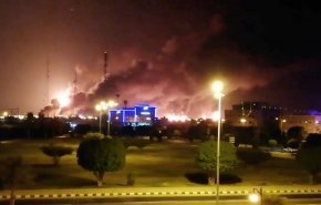 صور تظهر حجم الدمار الكبير بمنشآت أرامكو بعد استهدافها