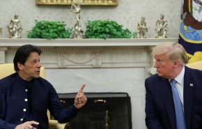 خان: ترامب وبن سلمان طلبا مني وساطة مع إيران
