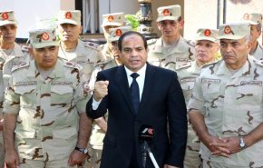 من هو “الدبّوس” الذي فجّر الاحتقان في مصر؟!