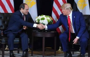 ترامب يضيع في غزل السيسي بين 