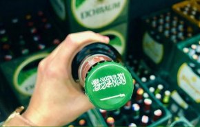 شاهد/ فضيحة الرقص والخمر في الشارع وعلى عينك يا بن سلمان