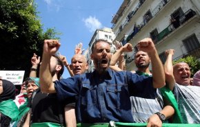 مظاهرات في الجزائر للأسبوع الـ32 ضد إجراء الإنتخابات