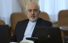 ظريف يؤكد صمود ايران امام الغطرسة الاميركية