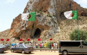 فتح استثنائي للحدود البرية بين المغرب والجزائر
