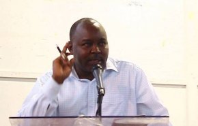 زعيم حركة تحرير السودان: اللقاء مع حمدوك في باريس 