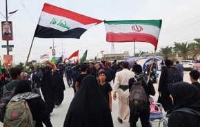 بالفيديو.. الايرانيون والعراقيون: حب الحسين يجمعنا