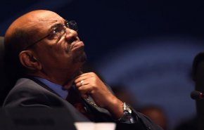 السودان.. تأجيل محاكمة الرئيس المعزول عمر البشير

