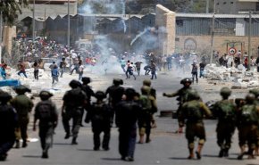 فلسطين.. 20 إصابة بالغاز واحتراق منزل بمواجهات بقلقيلية