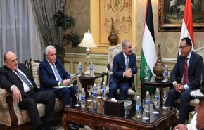 السلطة الفلسطينية تسلّم مصر ملفا قانونيا حول الحدود البحرية