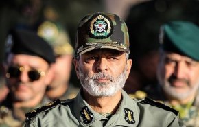فرمانده ارتش: برای مقابله با هر سطحی از تهدیدات دشمن آماده ایم/ تغییر ماهیت نیروهای ارتش به واکنش سریع و متحرک هجومی 