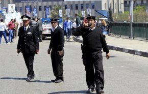 مصر... ابن يقتل والده ويدفن جثته في قالب اسمنتي
