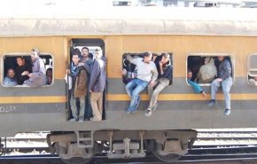 بطريقة مروعة.. انتحار شاب مصري قتل والده ودفن جثته تحت سريره