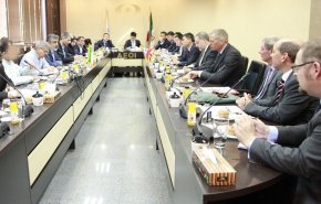 كمالوندي : التعاون لتطوير مفاعل 