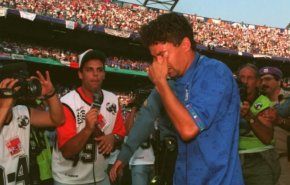 لاعب شهير طلب من والدته أن تقتله.. لهذا السبب