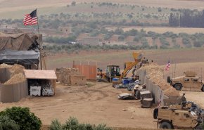 بالفيديو.. هكذا ترك الامريكان قاعدتهم العسكرية في منبج