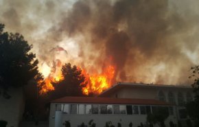 طوق نجاة من سماء لبنان يخمد حرائقه... شاهد الفيديو
