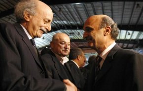 وقاحة جنبلاط وحاجات جعجع.. النفسية!