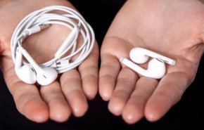 حقيقة مثيرة للإشمئزاز لاستخدام سماعات الأذن