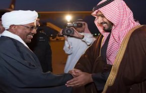الكشف عن أسرار 'البشير' وتسلمه أموالا من بن سلمان 