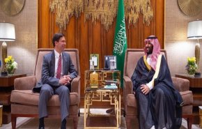 إبن سلمان يبحث مع إسبر التعاون العسكري والدفاعي