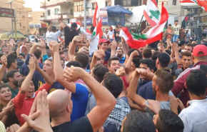احتجاجات لبنان..تعدد الشعارات وتداعيات قطع الطرق