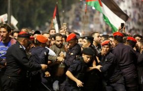 الأردن يستبق الاحتجاجات: زيادة الأجور وتحفيز الاستثمار
