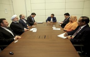 روحاني: اذا اتحدت الدول الاسلامية مع بعض فليس باستطاعة اي بلد خلق المتاعب لها