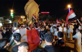إحراق مبنى المصرف الزراعي قرب مبنى حكومة كربلاء المحلية