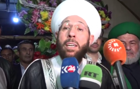 شاهد/مفتي سوريا يوجه رسالة للقيادي الكردي مظلوم عبدي