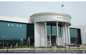 القضاء العراقي يستدعى وزراء ونواب برلمان للتحقيق في قضايا 