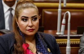 مصر.. غرامة مالية لمن يرتدي زيا غير محتشم 