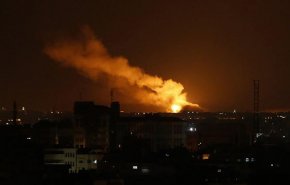 الاحتلال يقصف موقعين للقسام في قطاع غزة