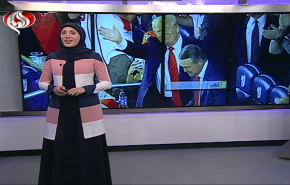 بهذه العبارات استقبل جمهور البيسبول الرئيس الامیرکی وزوجته!  