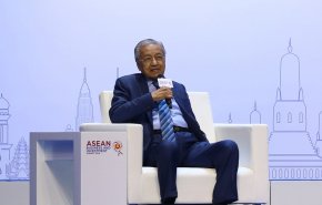 مهاتير محمد: الحظر الأميركي ضد إيران يتعارض مع ميثاق الأمم المتحدة