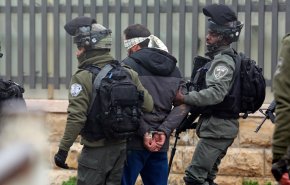 الإحتلال يعتقل 12 فلسطينيا في الضفة الغربية