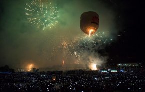 شاهد... مناطيد نارية لمدة 10 أيام في مهرجان الأنوار بميانمار