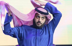 تهديد علني من تركي آل الشيخ لمنتقدي 