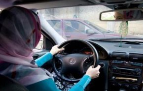 من يقود السيارة بشكل أفضل النساء أم الرجال؟ دراسة حديثة تجيب..