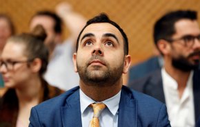 هكذا تعلق حماس على ابعاد الاحتلال لممثل هيومان رايتس