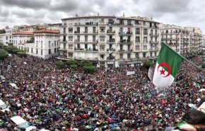 كلما اقتربت الانتخابات في الجزائر تصاعد الحراك