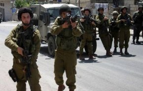 بالصور: قوات الاحتلال تقتحم بيت كاحل وتشرع بهدم منازل فلسطينية
