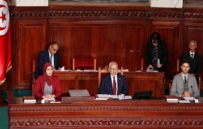 النهضة التونسية تدعو إلى حكومة ائتلافية