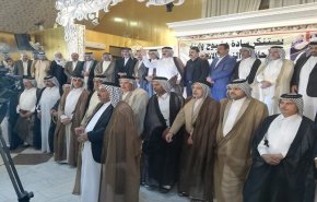 بالفيديو: شيوخ عشائر النجف يوقعون وثيقة عهد لدعم الامن