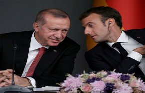 تركيا تشن هجوما جديدا على ماكرون 